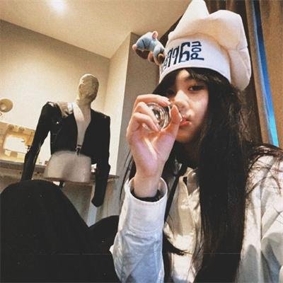 沉默的姑娘 在线观看封面