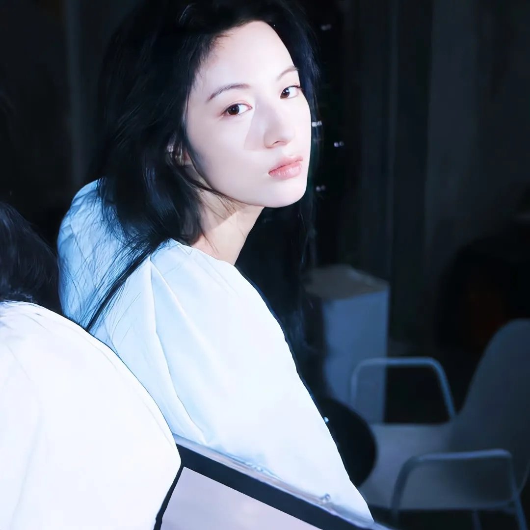 世界春光90夜 在线观看封面